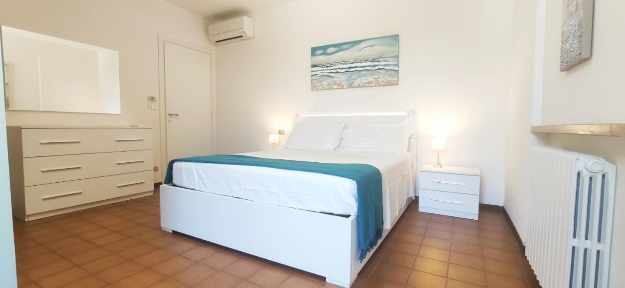 Sara Holiday Rentals Bardolino Eksteriør billede