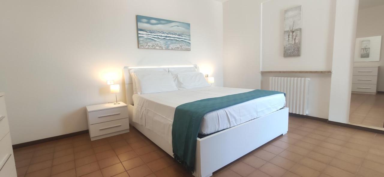 Sara Holiday Rentals Bardolino Eksteriør billede